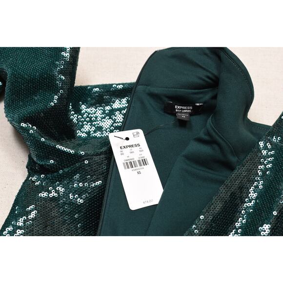 NEW EXPRESS Women's Green Sequin Mock Neck Crop Top Blouse Size XS New with Tags - Picture 2 of 8